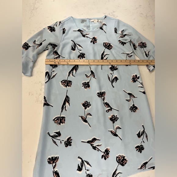 Floral Print Light Blue Women's Top - Picture 5 of 8